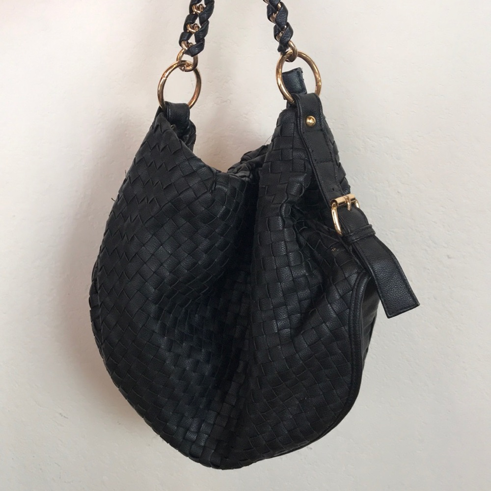 Duex Lux woven purse with chain leather handle